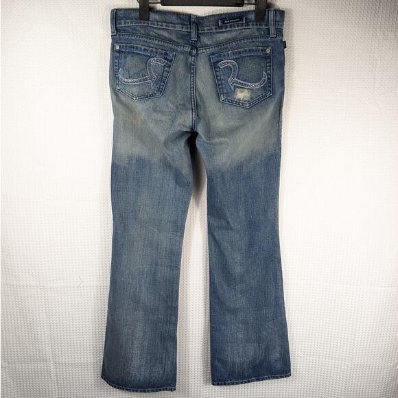 Rock & Republic 30x33 Women’s Jeans Blue Rhinestone R Pockets Bootcut Distressed - Picture 2 of 5